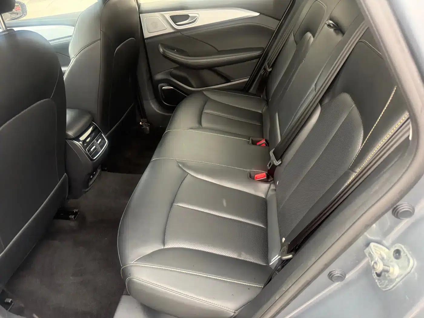 Roewe i6 MAX 2020 300TGI Automatic Cool Edition — миниатюра 5