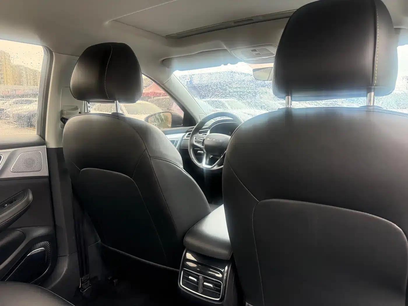 Roewe i6 MAX 2020 300TGI Automatic Cool Edition — миниатюра 9