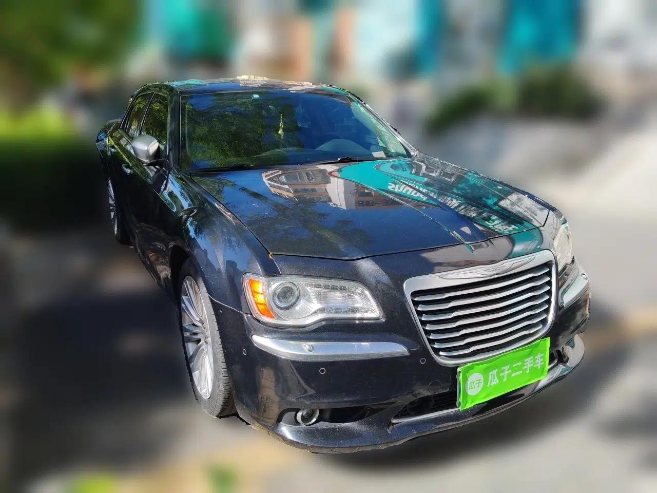 Chrysler 300C 2014 3.0L Excellence Edition — миниатюра 3