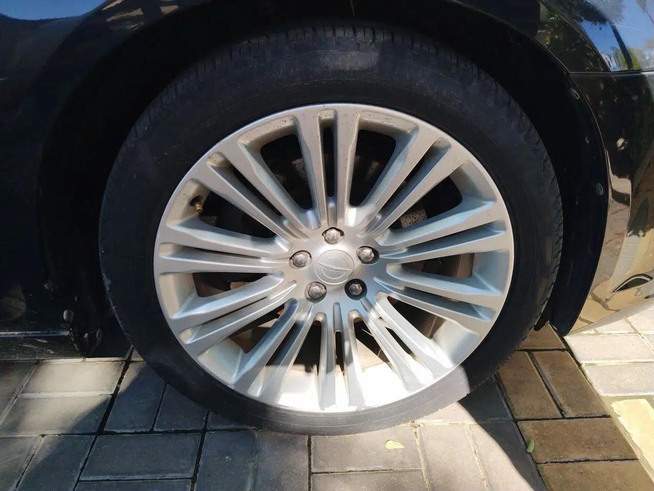 Chrysler 300C 2014 3.0L Excellence Edition — миниатюра 8