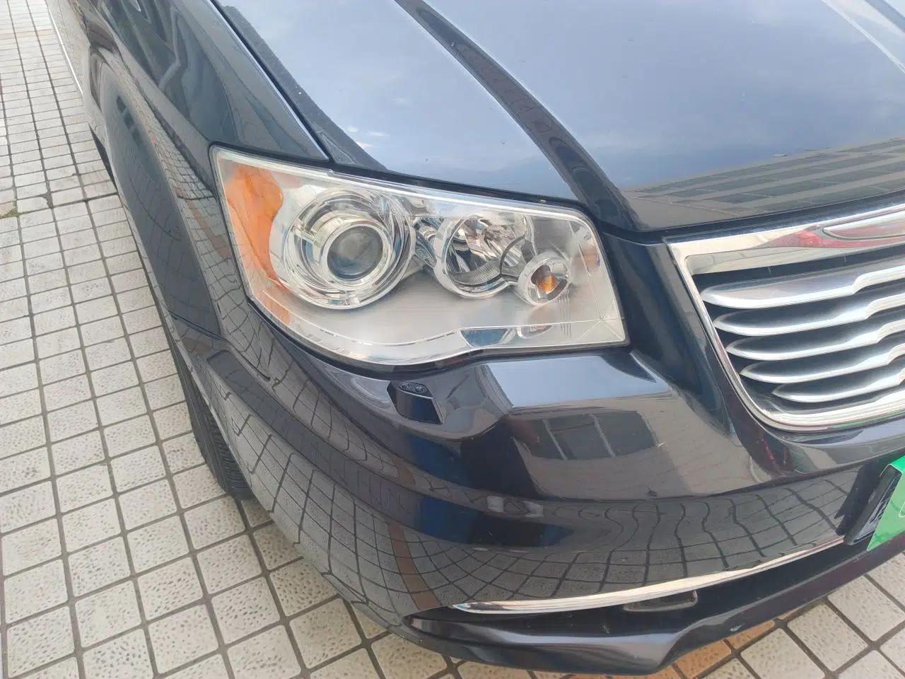 Chrysler Grand Voyager 2014 3.6L Comfort Edition — миниатюра 7
