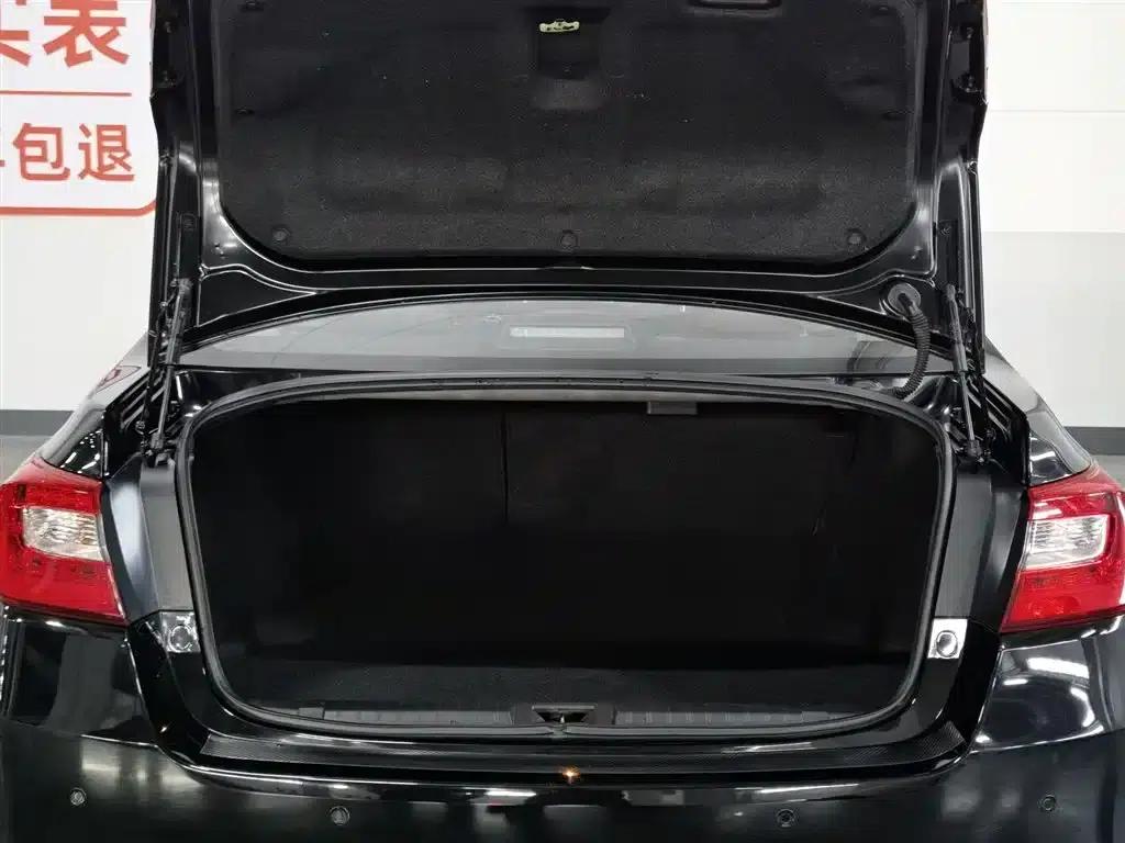 Legacy 2020 Facelift 2.5i AWD Fashion Edition — миниатюра 16