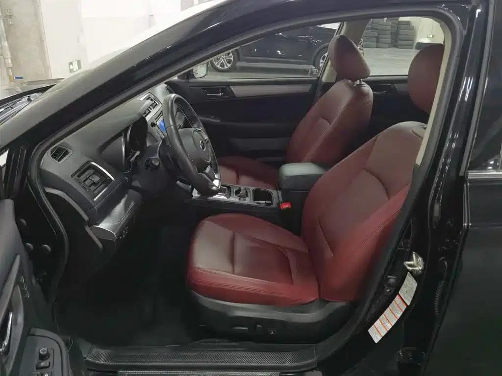 Legacy 2020 Facelift 2.5i AWD Fashion Edition — миниатюра 10