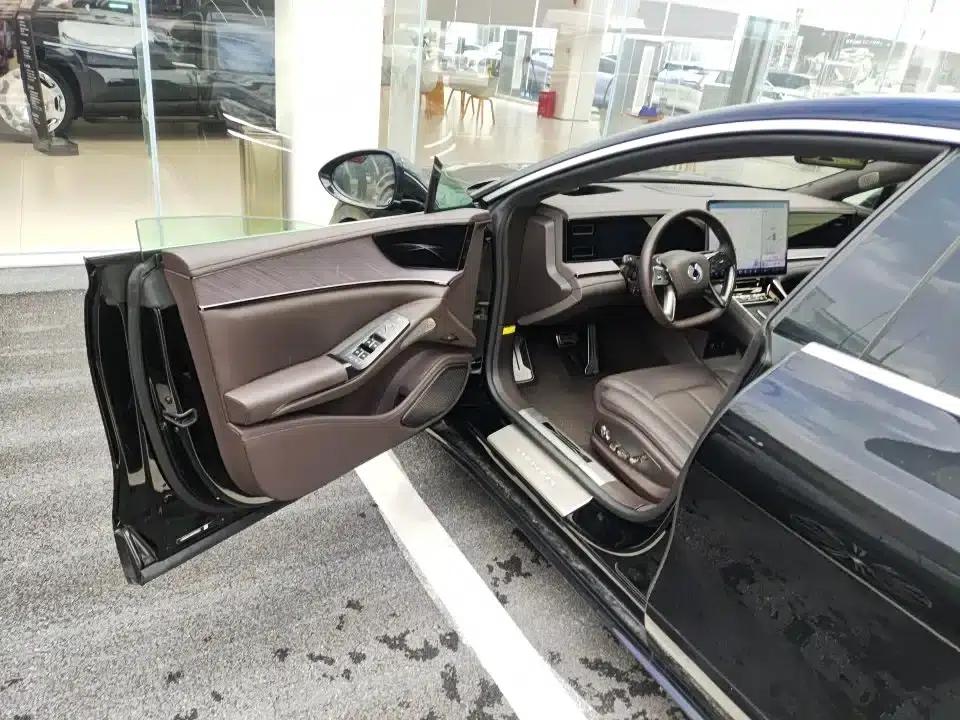 Denza Z9 2024 Model 1100km AWD Max Edition — миниатюра 4