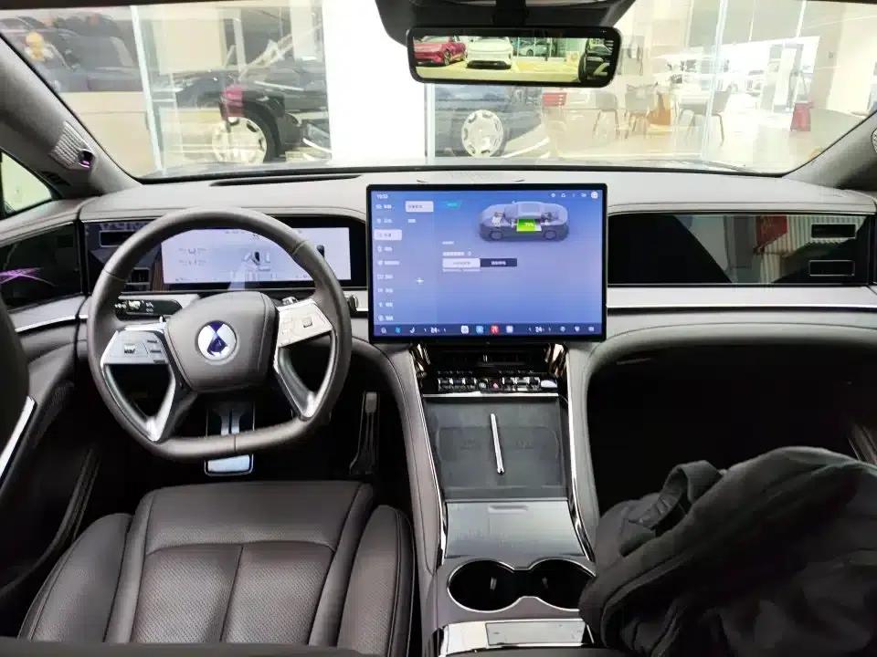 Denza Z9 2024 Model 1100km AWD Max Edition — миниатюра 6