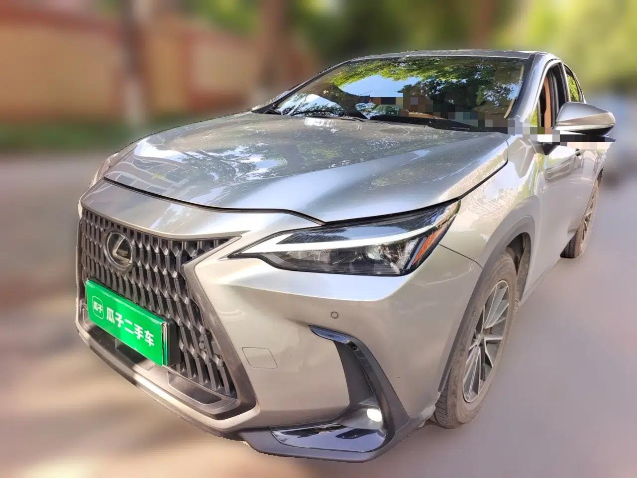 Lexus NX New Energy 2022 400h+ Comfort Edition — миниатюра 1