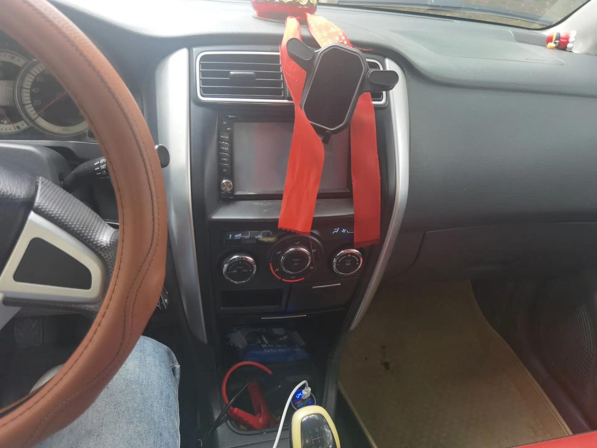 Suzuki Liana A6 2014 Sedan 1.4L Manual Enjoyment Model — миниатюра 13