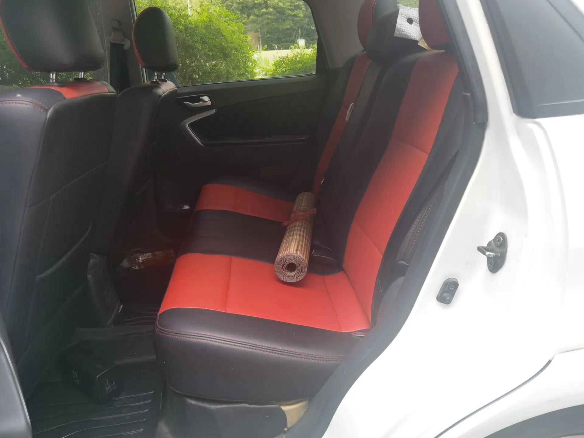 Suzuki Liana A6 2014 Sedan 1.4L Manual Enjoyment Model — миниатюра 17
