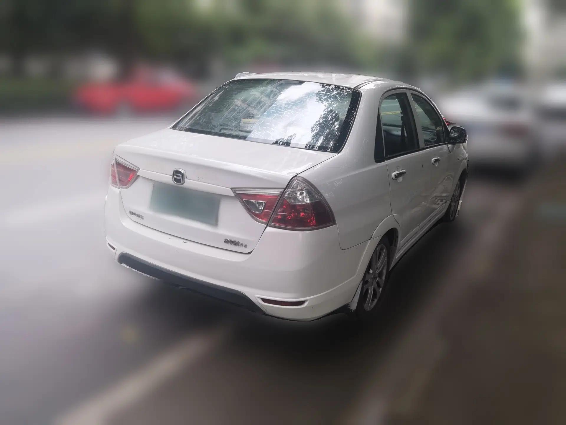 Suzuki Liana A6 2014 Sedan 1.4L Manual Enjoyment Model — миниатюра 6