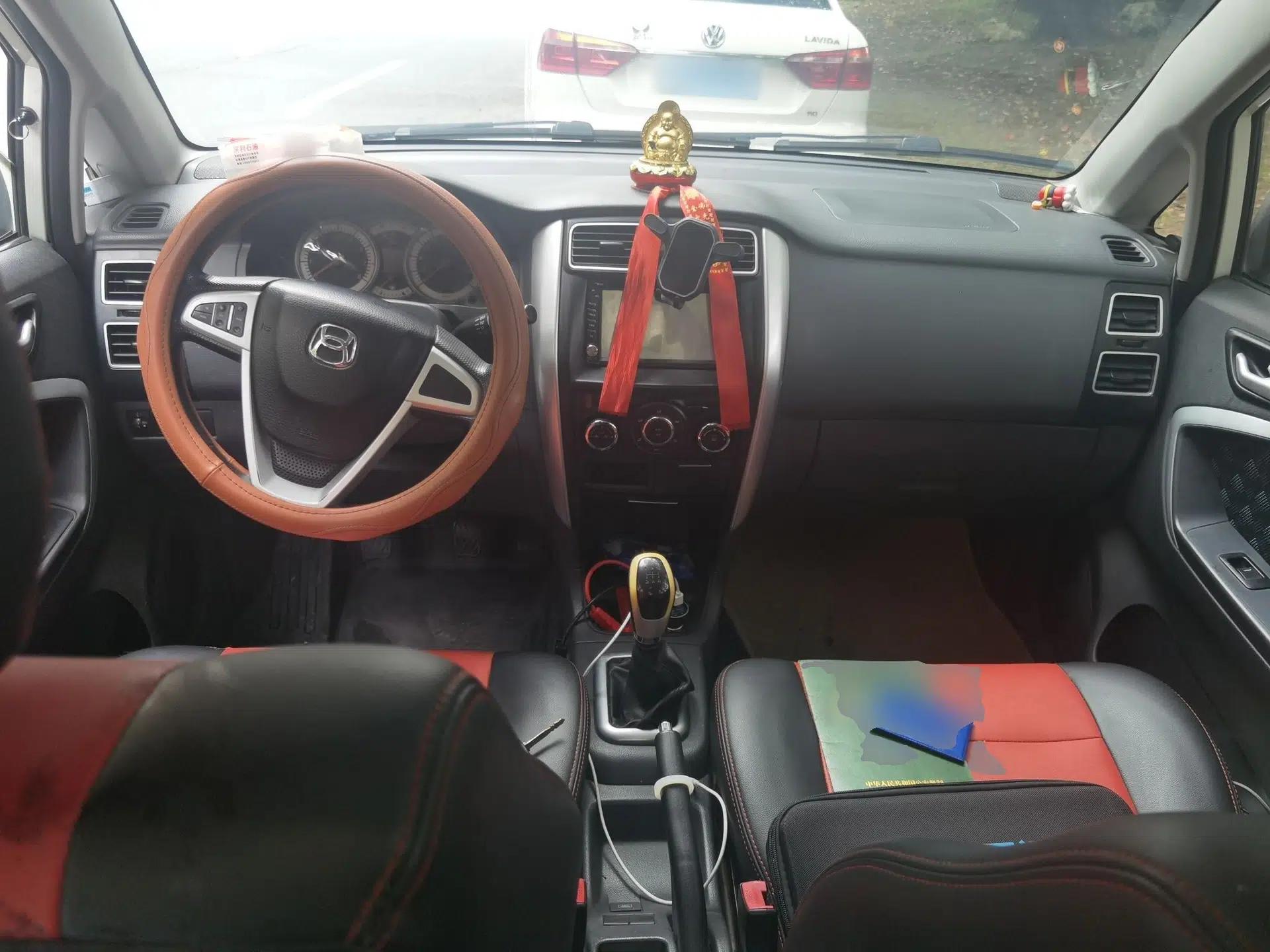 Suzuki Liana A6 2014 Sedan 1.4L Manual Enjoyment Model — миниатюра 9