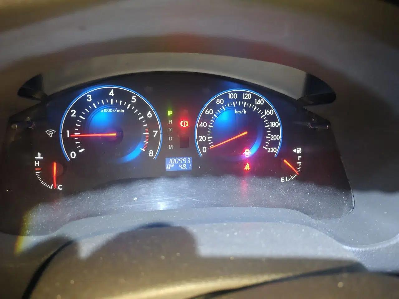 Mazda 8 2011 2.3L Ultimate Edition — миниатюра 11