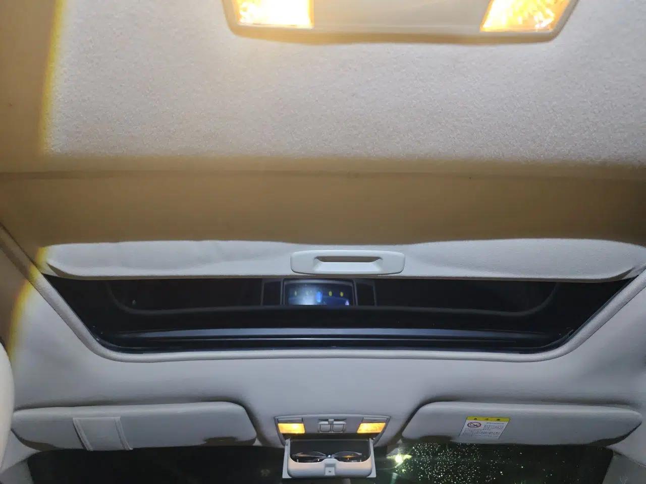 Mazda 8 2011 2.3L Ultimate Edition — миниатюра 18