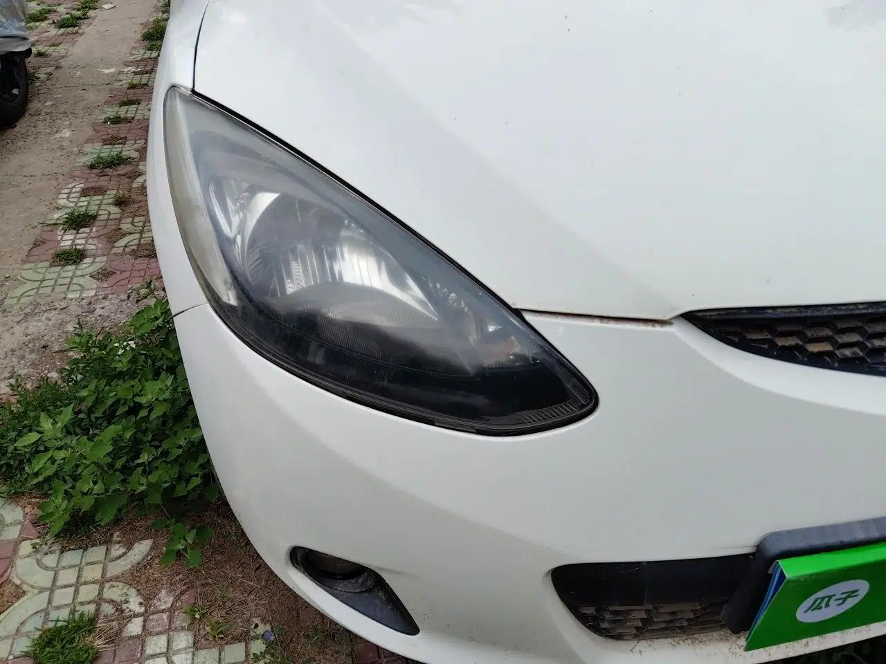 Mazda 2 2009 1.5L Manual Value Edition — миниатюра 7