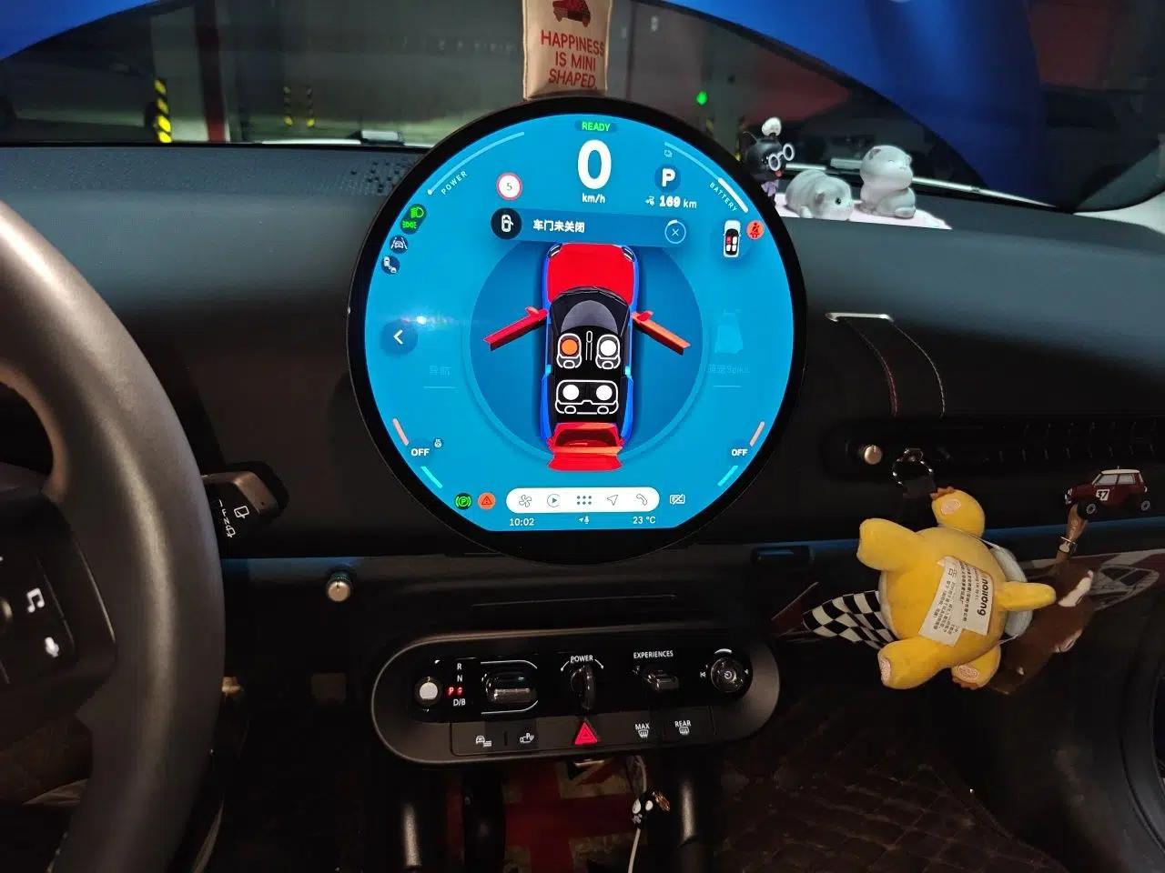 MINI Electric COOPER 2024 456km COOPER E Classic Edition — миниатюра 13
