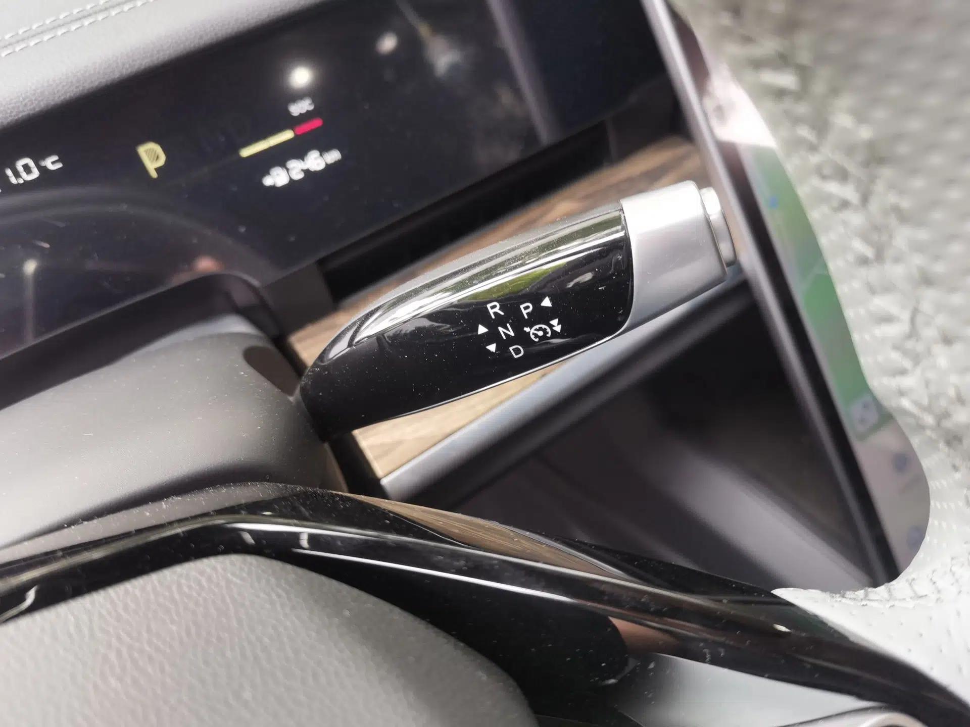 NETA S 2023 Pure Electric 520km Rear-Drive Lite Version — миниатюра 13
