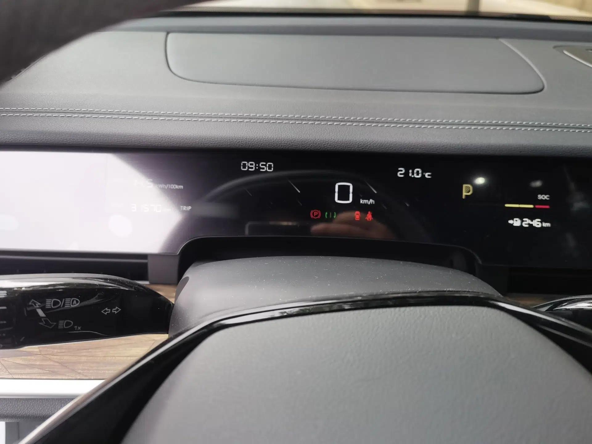 NETA S 2023 Pure Electric 520km Rear-Drive Lite Version — миниатюра 10