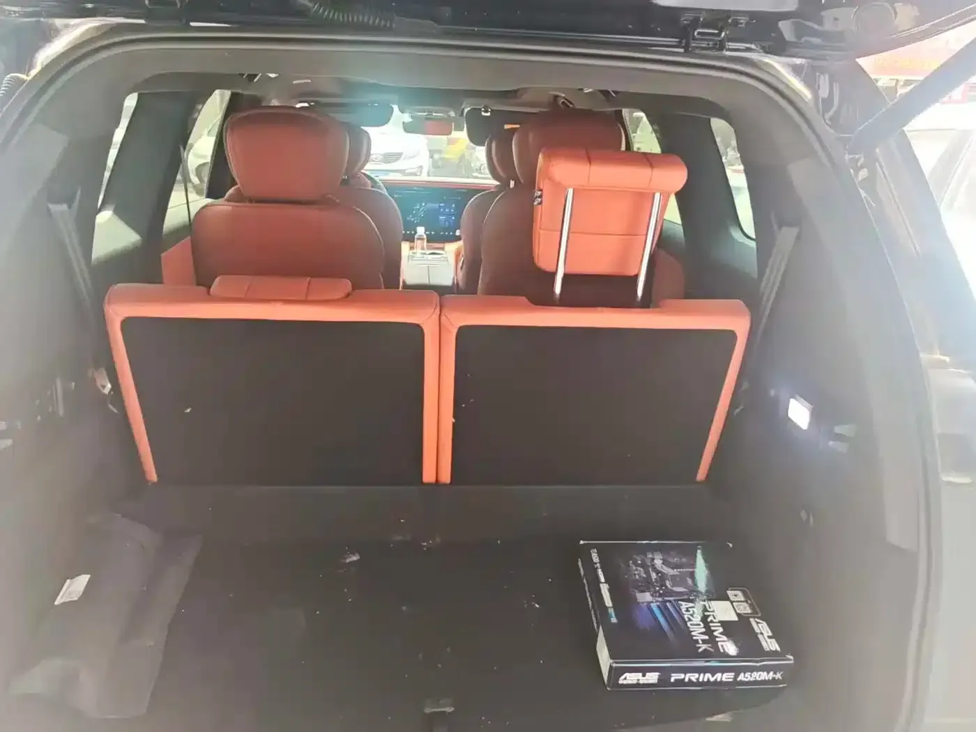 Exeed C-DM 2025 180 Ultra-Long Range 4WD 6-Seater — миниатюра 11