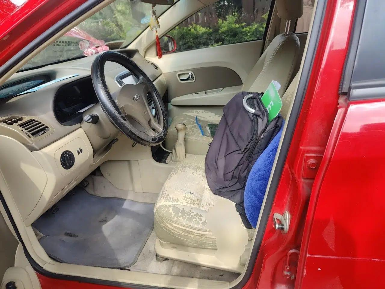 Chery Fengyun 2 2010 Hatchback 1.5L Ambition Model — миниатюра 15