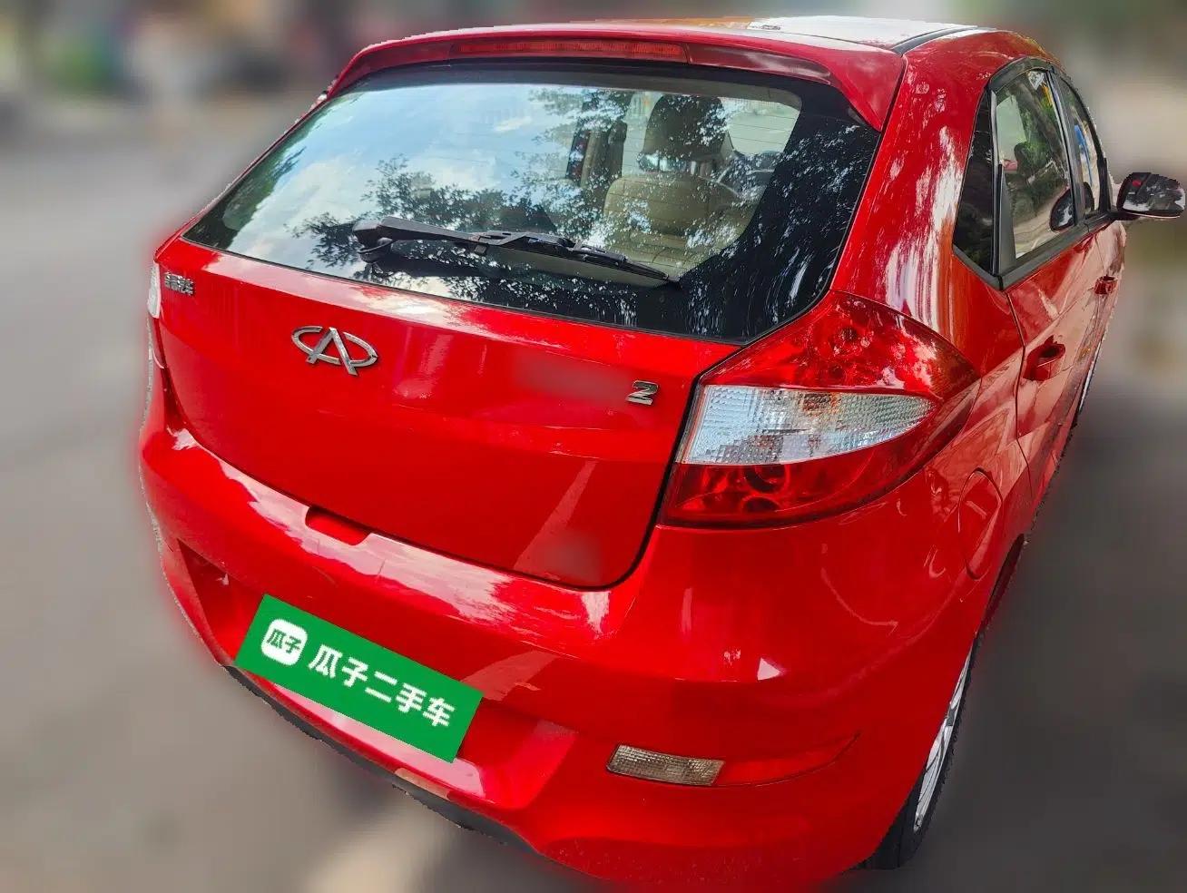 Chery Fengyun 2 2010 Hatchback 1.5L Ambition Model — миниатюра 6