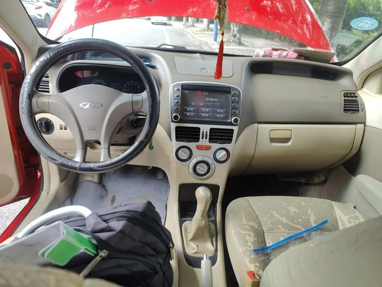 Chery Fengyun 2 2010 Hatchback 1.5L Ambition Model — миниатюра 9