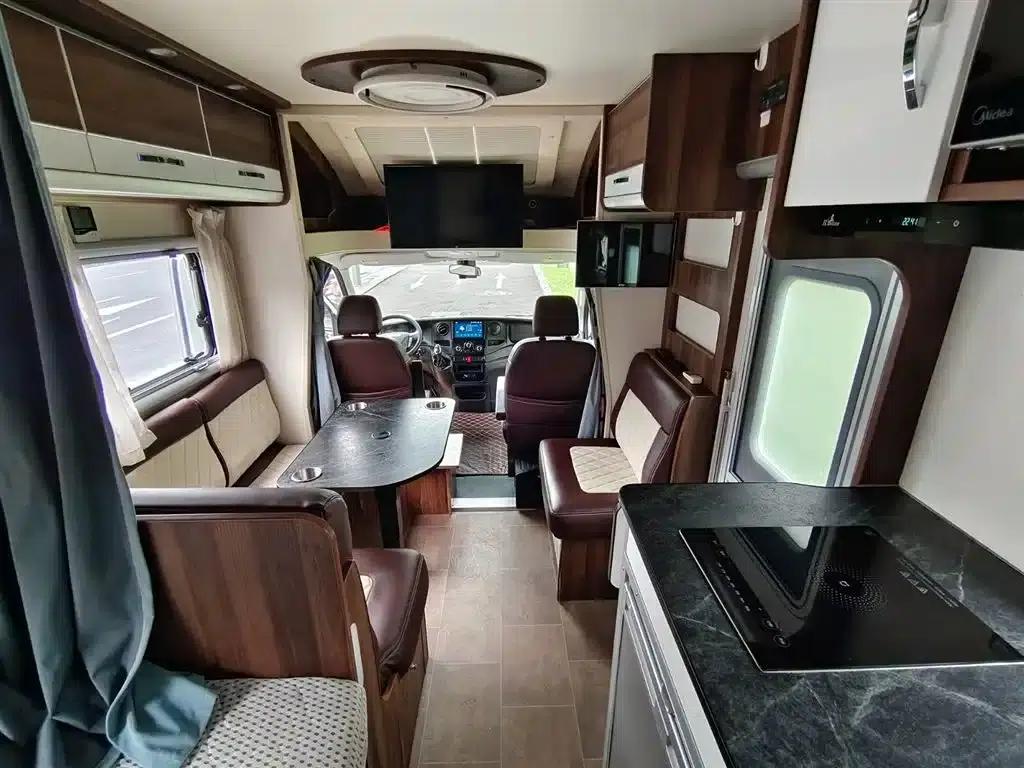 Iveco Daily RV 2020 3.0T Diesel Version — миниатюра 12