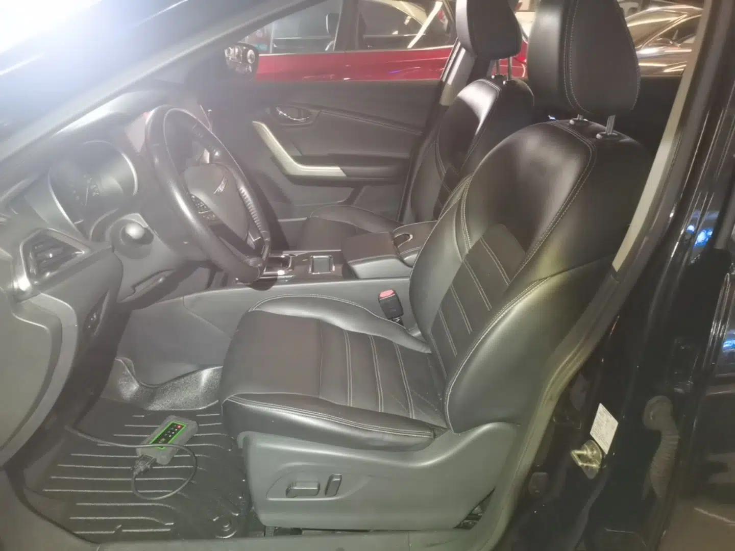 Venucia T90 2017 2.0L CVT Smart Edition — миниатюра 17