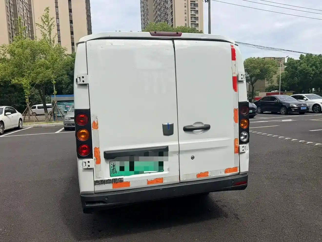2022 Guoxuan Long Wheelbase Star Enjoy V 6E Premium Edition (38.7kWh) — миниатюра 8