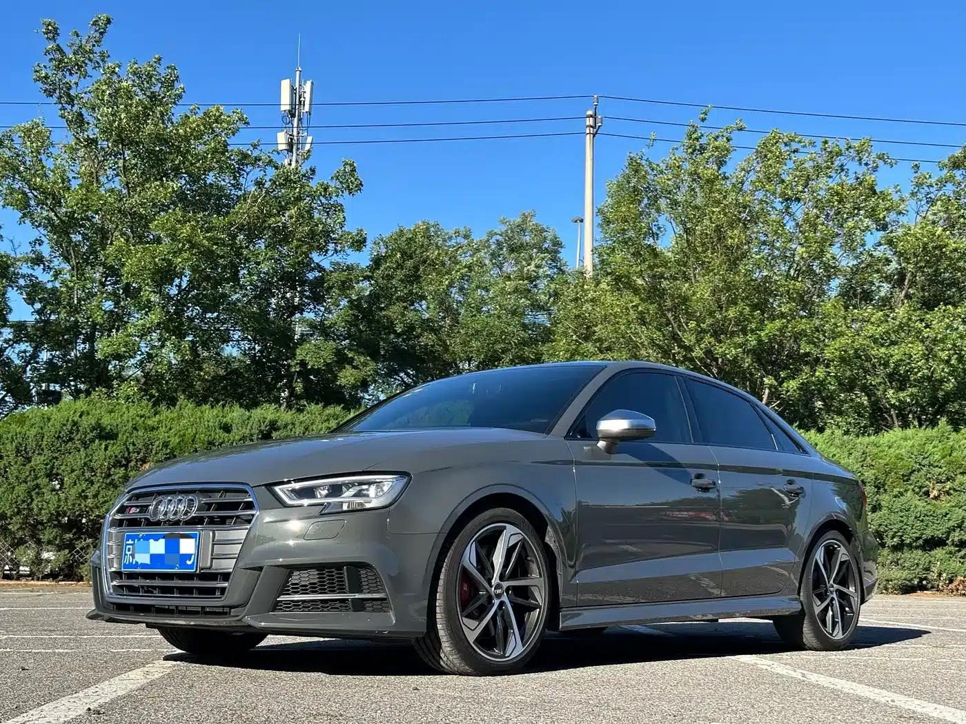 Audi S3 2019 Model S3 2.0T Limousine — миниатюра 1