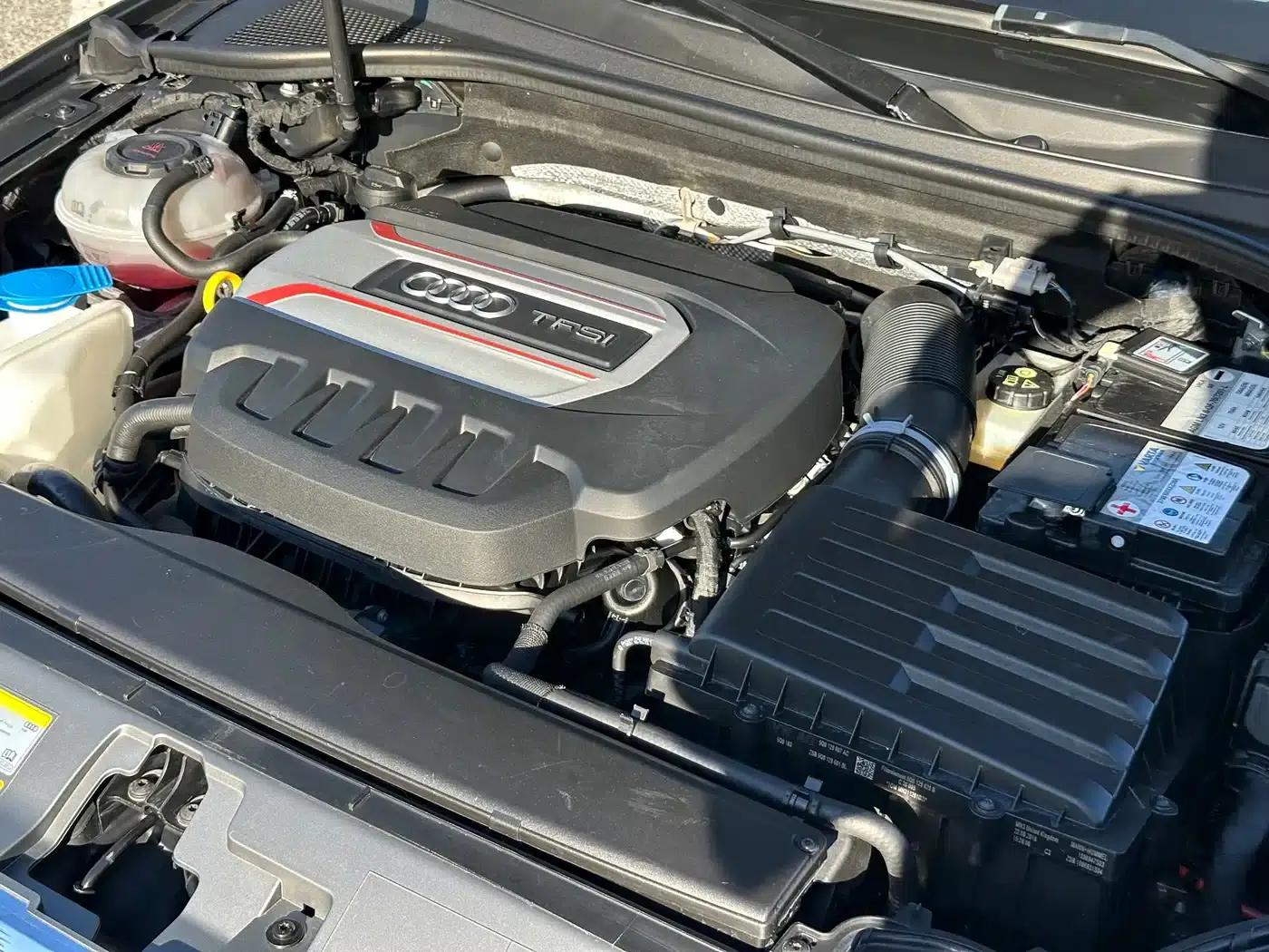 Audi S3 2019 Model S3 2.0T Limousine — миниатюра 13