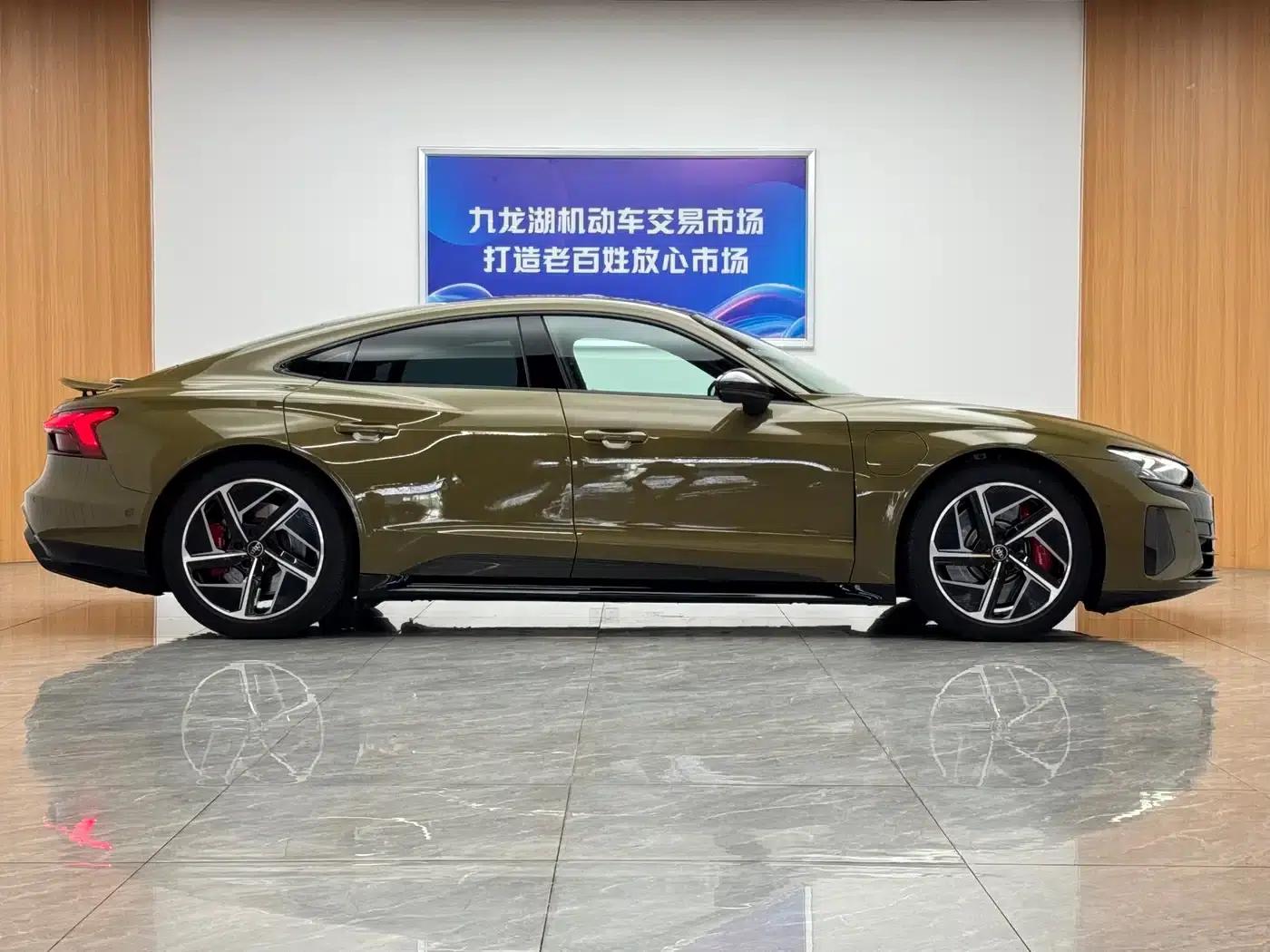 Audi RS e-tron GT 2023 Base Model — миниатюра 4