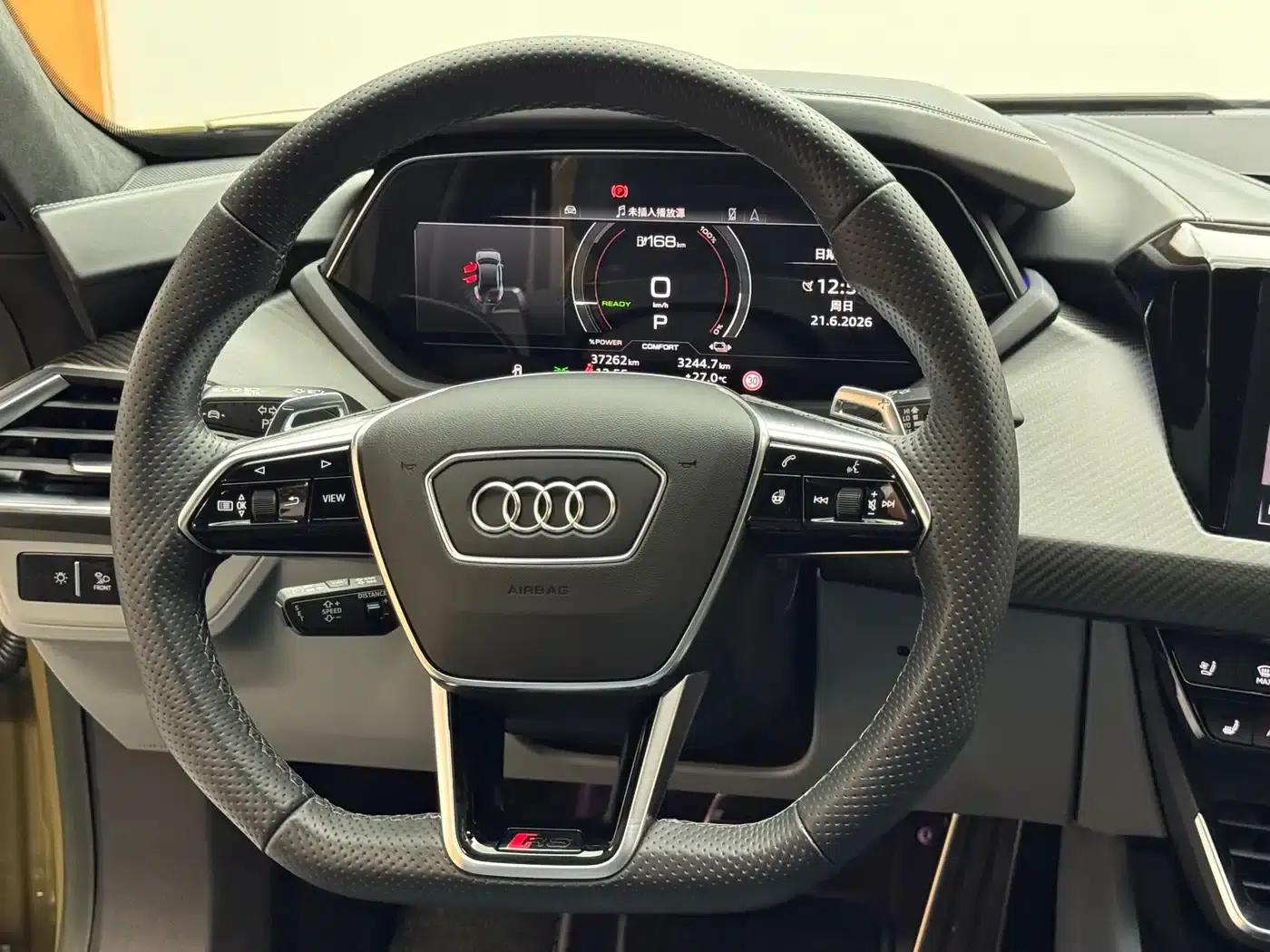 Audi RS e-tron GT 2023 Base Model — миниатюра 10