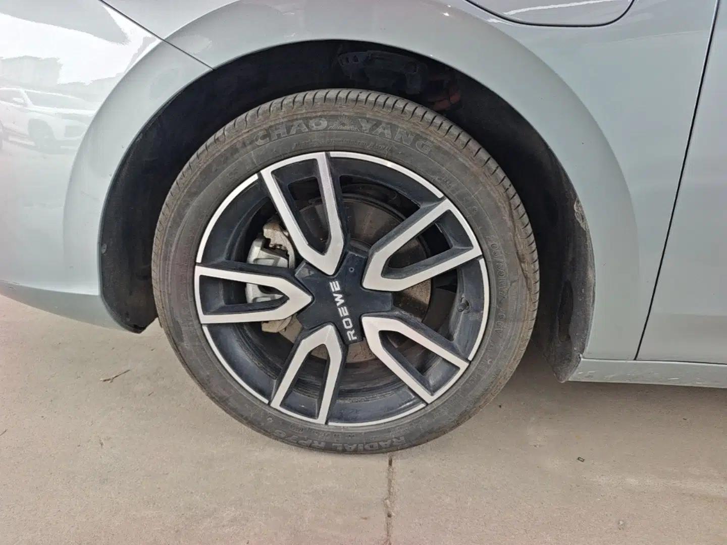 Roewe D6 2025 520km Smart Enjoyment Version — миниатюра 10