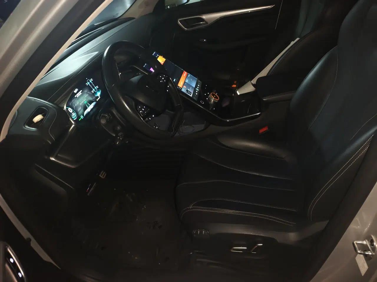 Roewe MARVEL X 2018 Rear-Drive Model — миниатюра 14