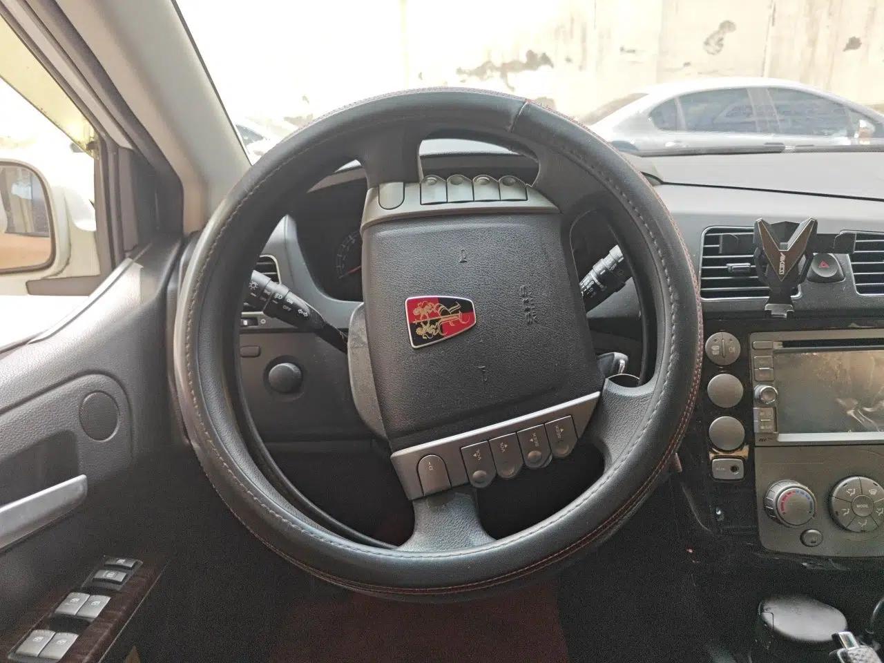 Roewe W5 2011 1.8T 2WD Automatic Trend Edition — миниатюра 10