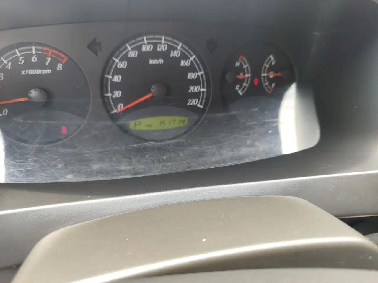 Roewe W5 2011 1.8T 4WD Automatic High-Rise Edition — миниатюра 12