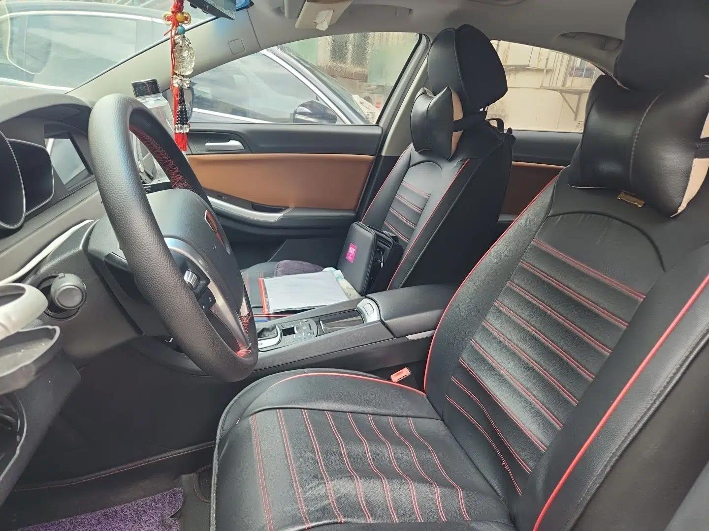 Roewe e550 2016 Deluxe Edition — миниатюра 15