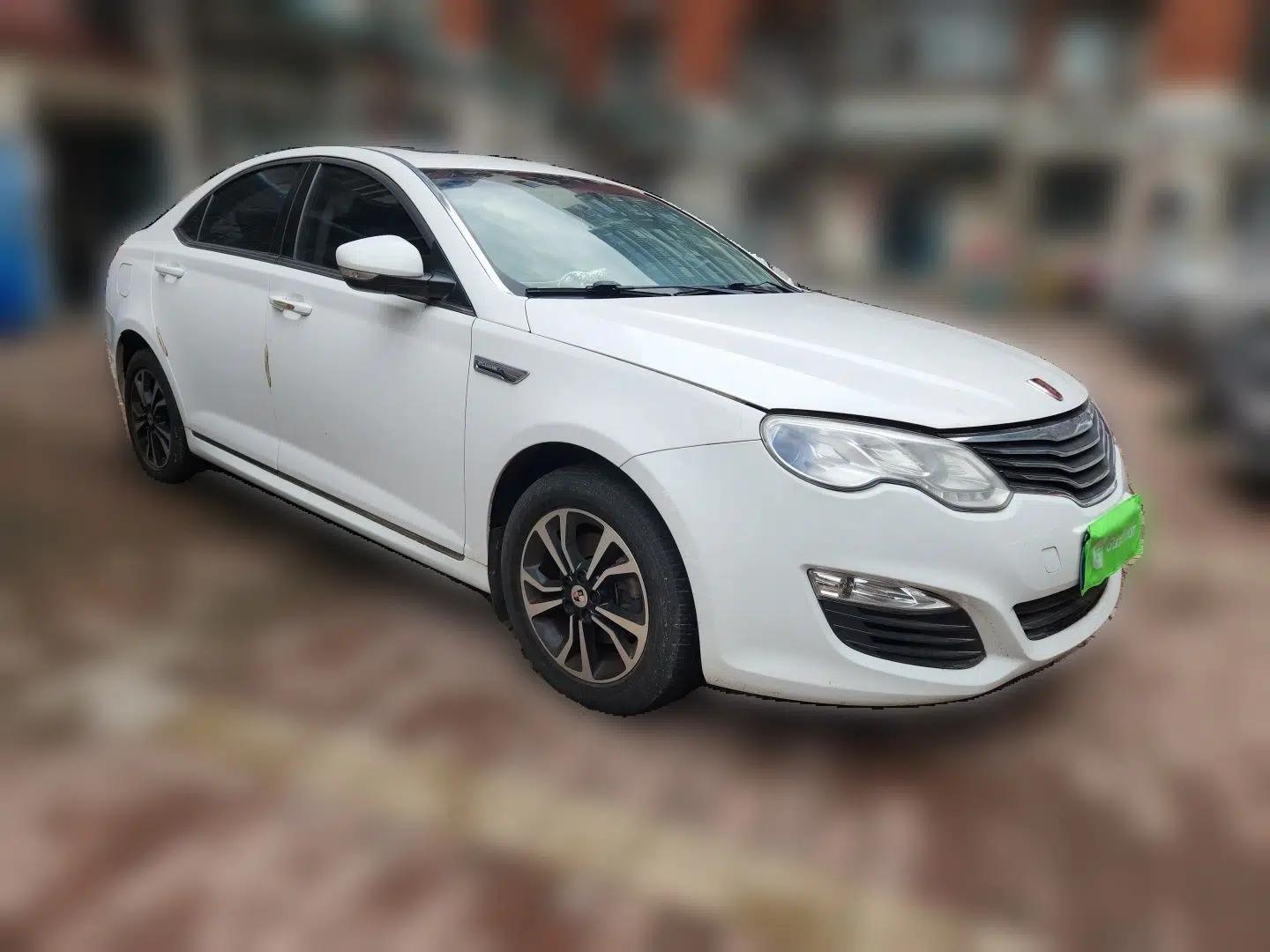 Roewe e550 2016 Deluxe Edition — миниатюра 3