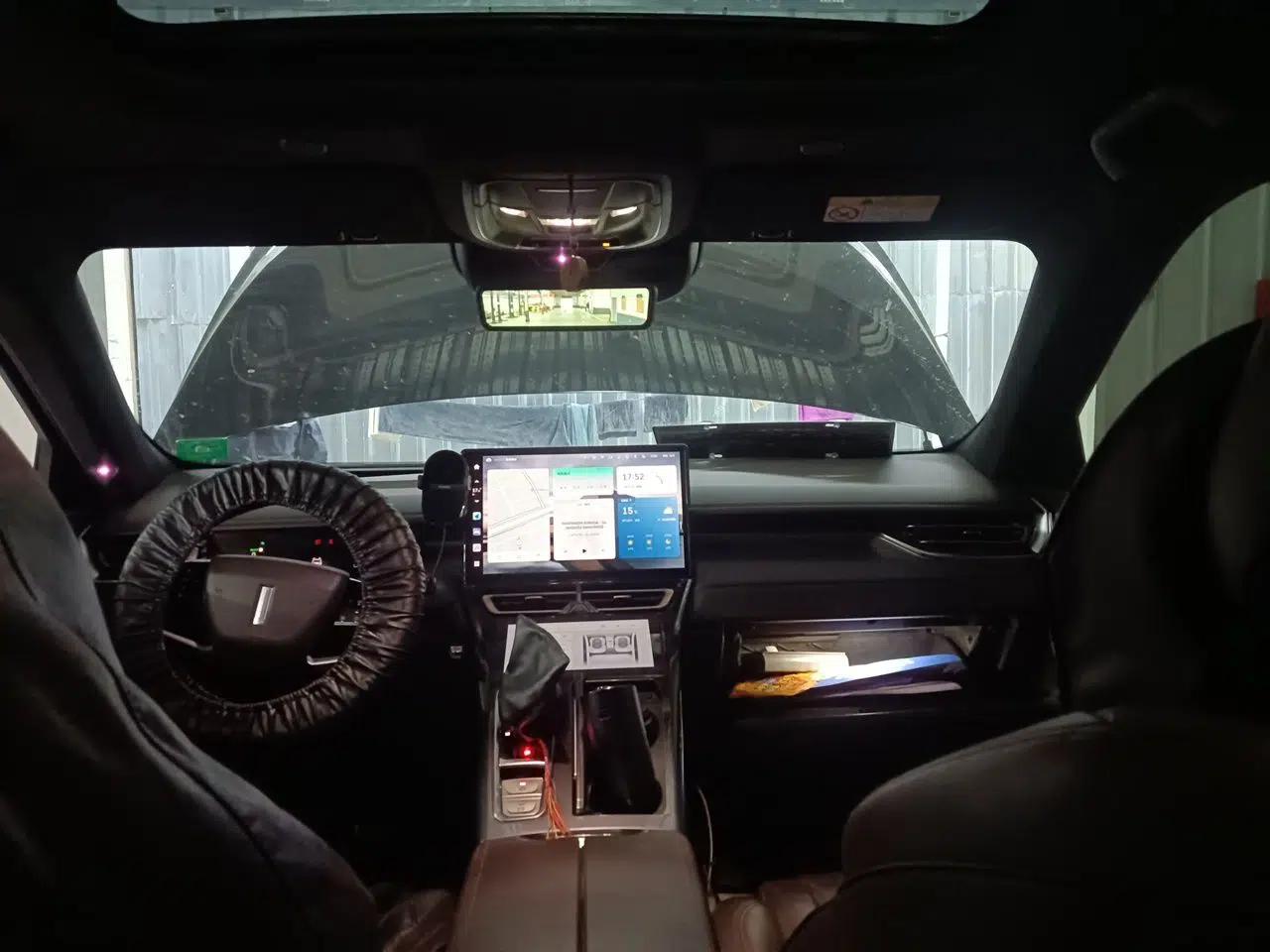 Wey Mocha 2021 2.0T Four-Wheel Drive Premium Edition — миниатюра 18