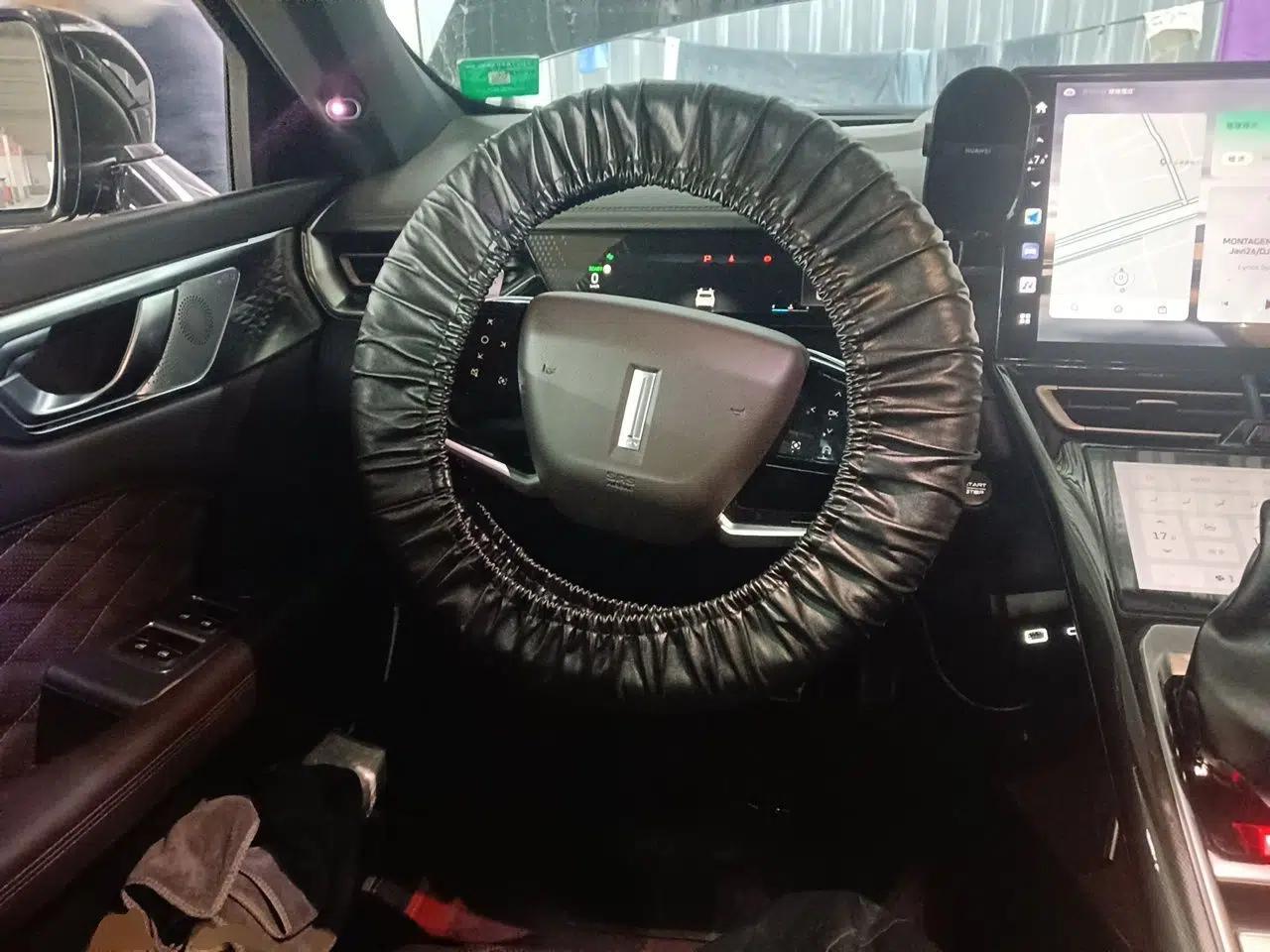 Wey Mocha 2021 2.0T Four-Wheel Drive Premium Edition — миниатюра 10