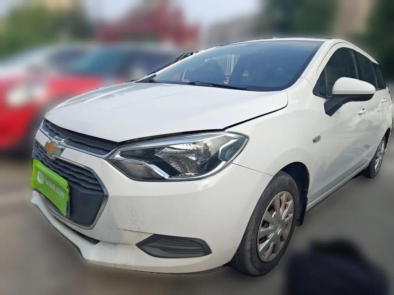 Chevrolet Lova RV 2016 1.5L Automatic Comfort Edition — миниатюра 1