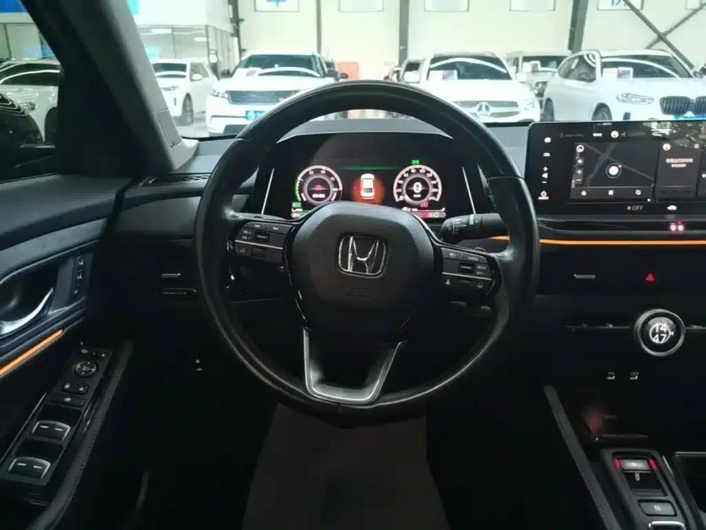 Accord PHEV 2023 2.0L e:PHEV Premium Edition — миниатюра 11