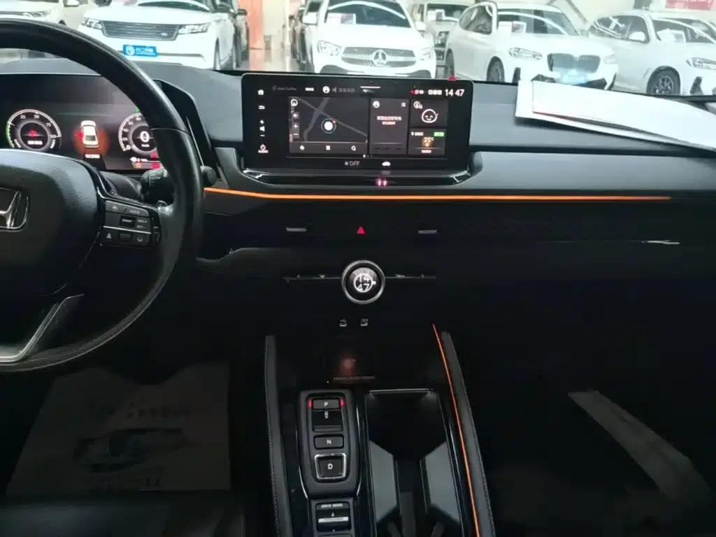 Accord PHEV 2023 2.0L e:PHEV Premium Edition — миниатюра 13