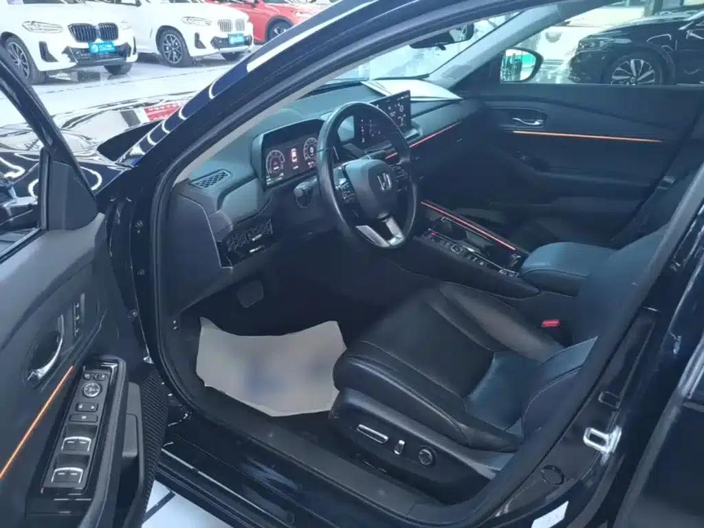 Accord PHEV 2023 2.0L e:PHEV Premium Edition — миниатюра 16