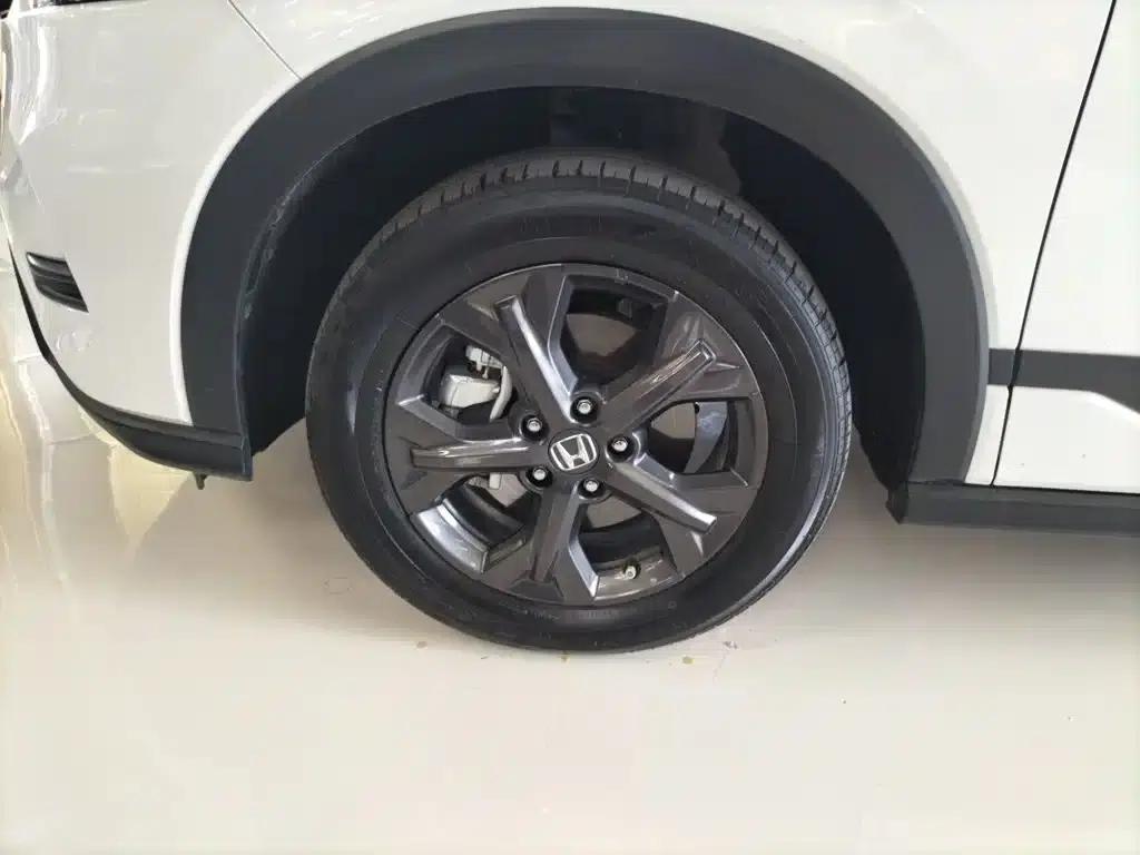 Honda HR-V 2023 240TURBO Sporty Edition — миниатюра 25