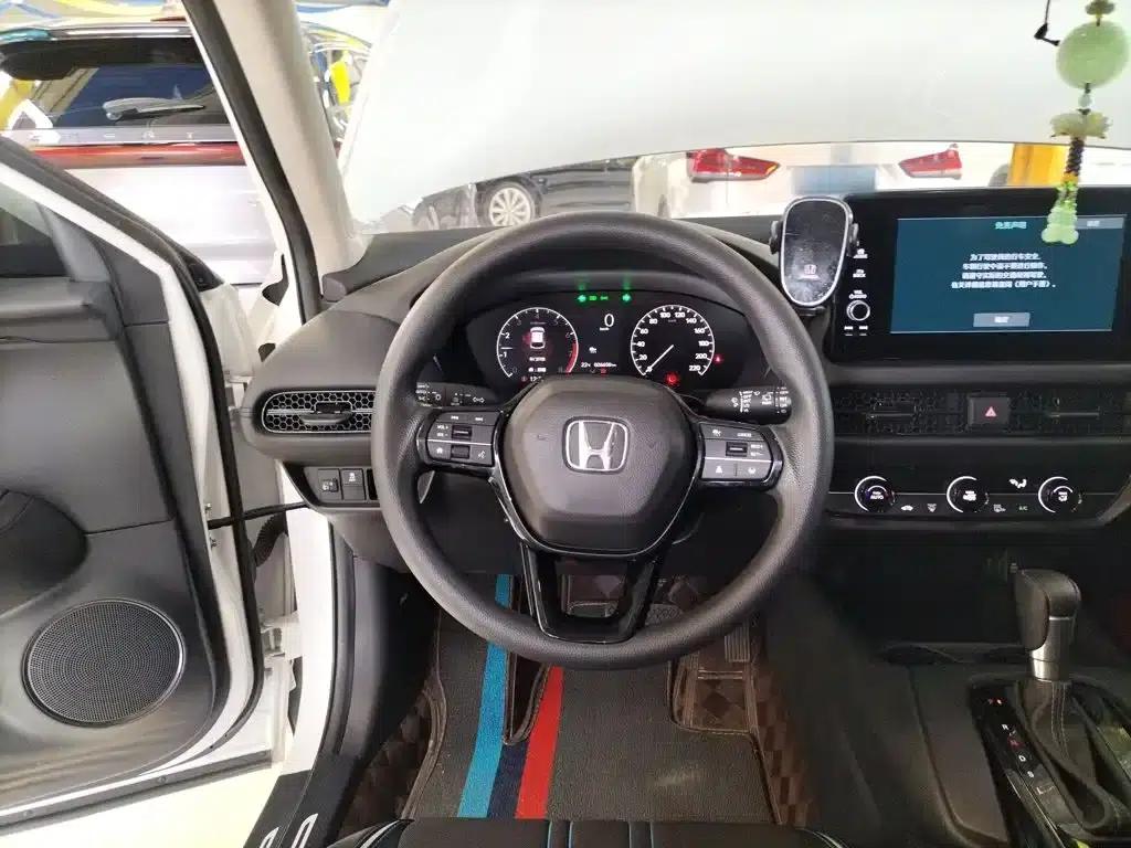 Honda HR-V 2023 240TURBO Sporty Edition — миниатюра 7