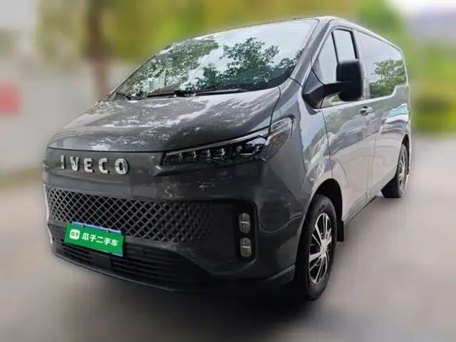 Iveco Fidato 2023 C30 Passenger Van 2.0T 93kW Manual Transmission Xingtu Edition Low Roof