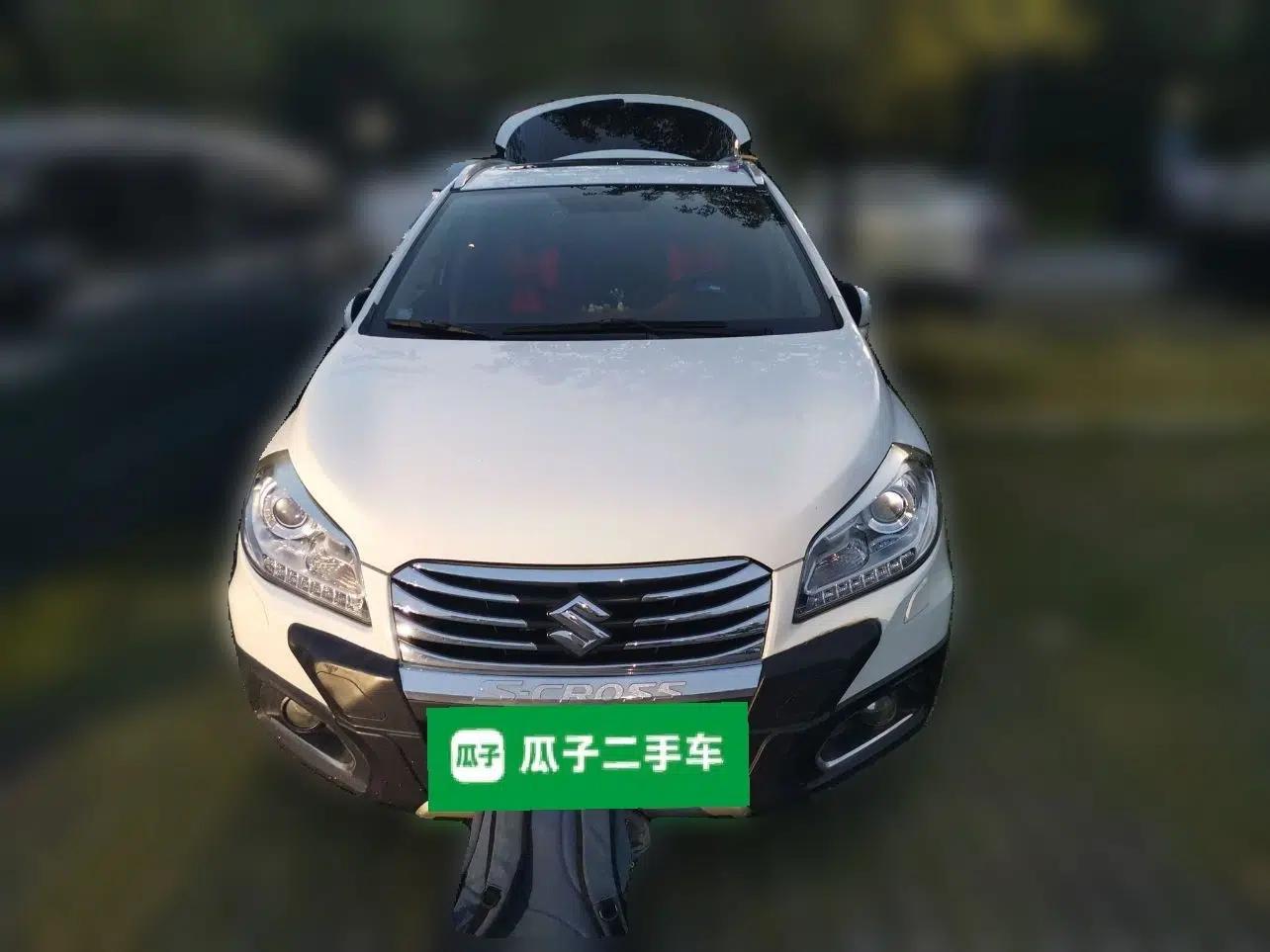 Suzuki S-Cross 2014 1.6L Manual Two-Wheel Drive Elite Model — миниатюра 2