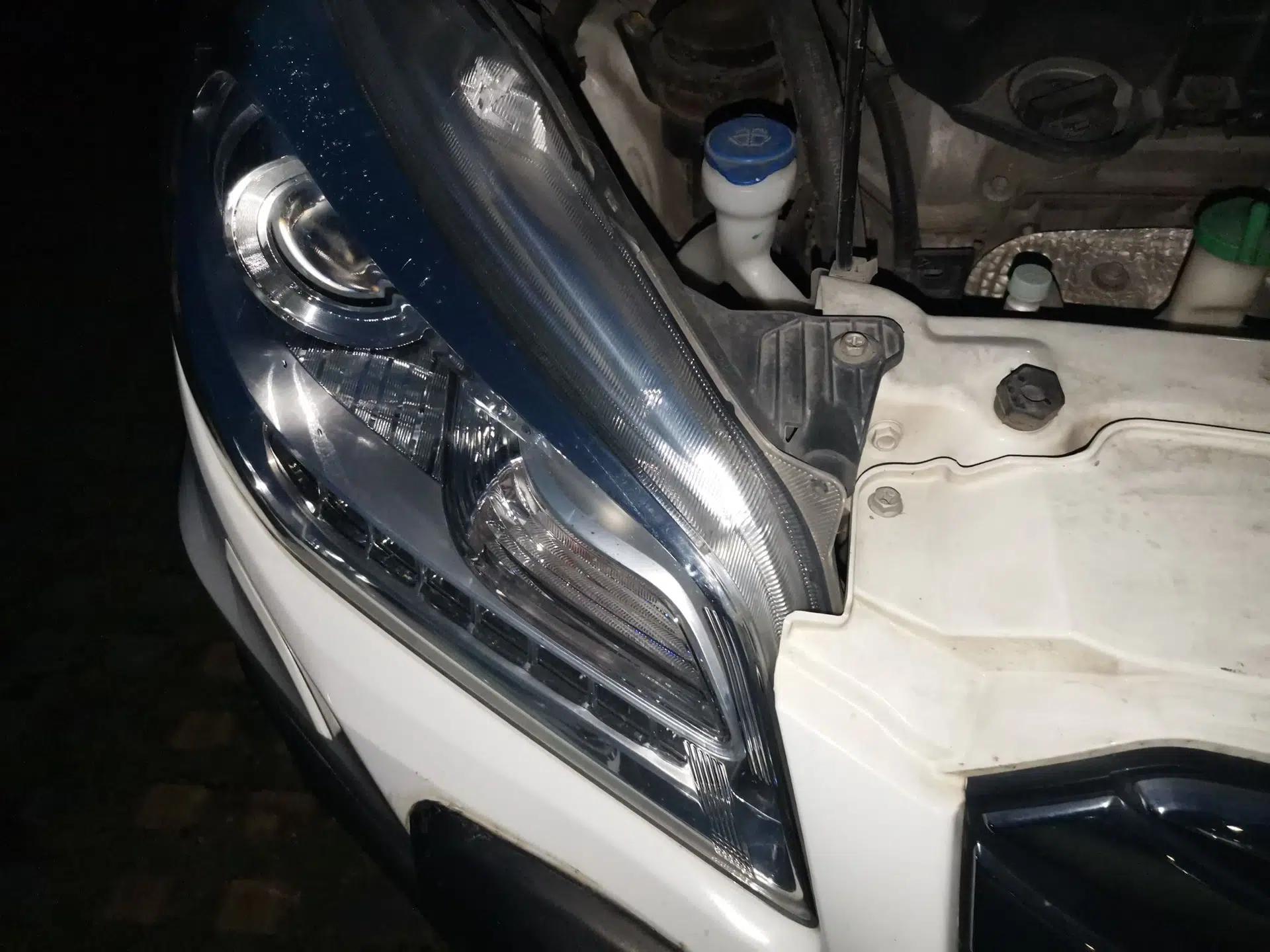 Suzuki S-Cross 2014 1.6L Manual Two-Wheel Drive Elite Model — миниатюра 7