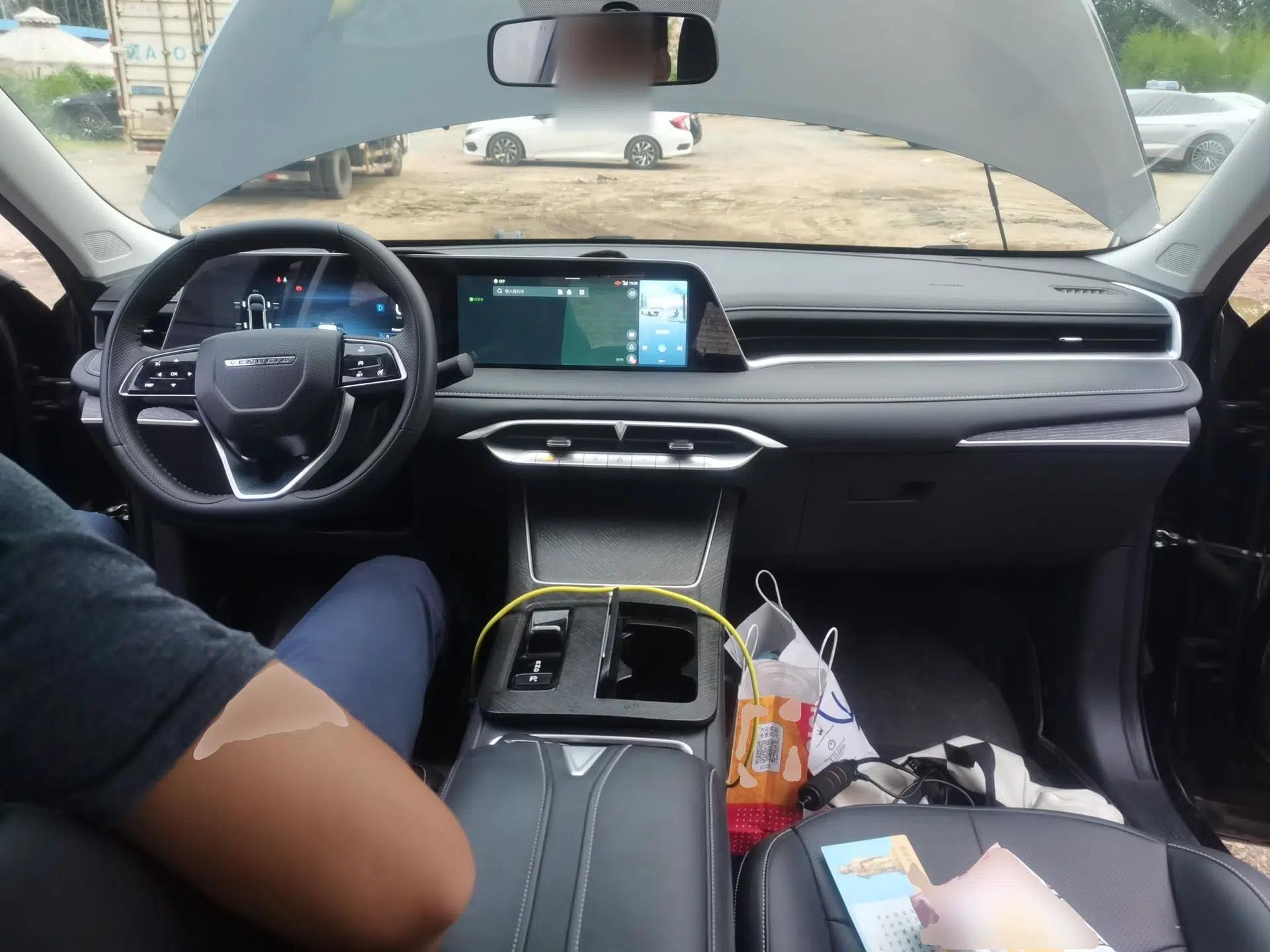 Venucia V DD-i 2023 60km iD Version — миниатюра 9