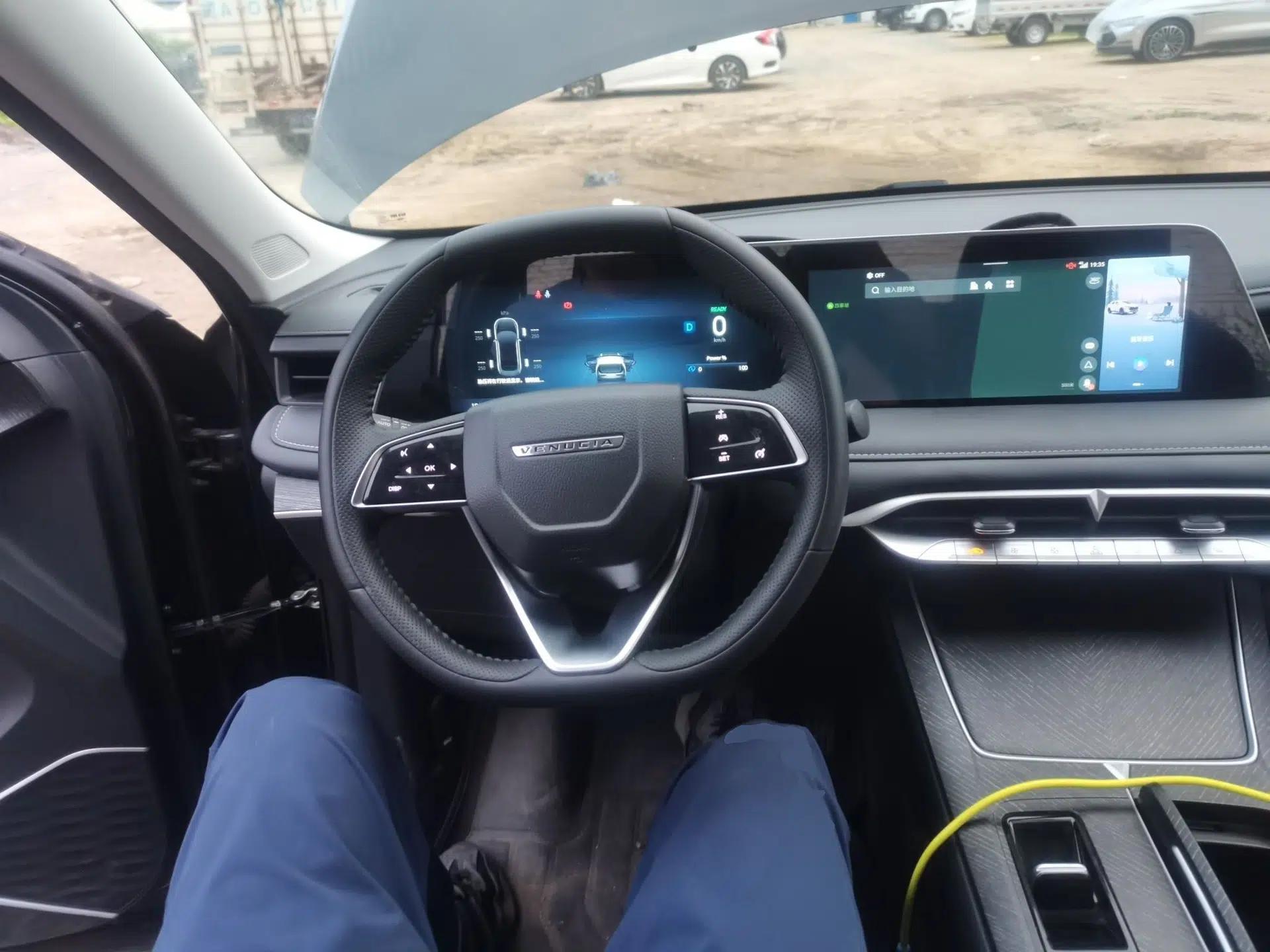 Venucia V DD-i 2023 60km iD Version — миниатюра 10